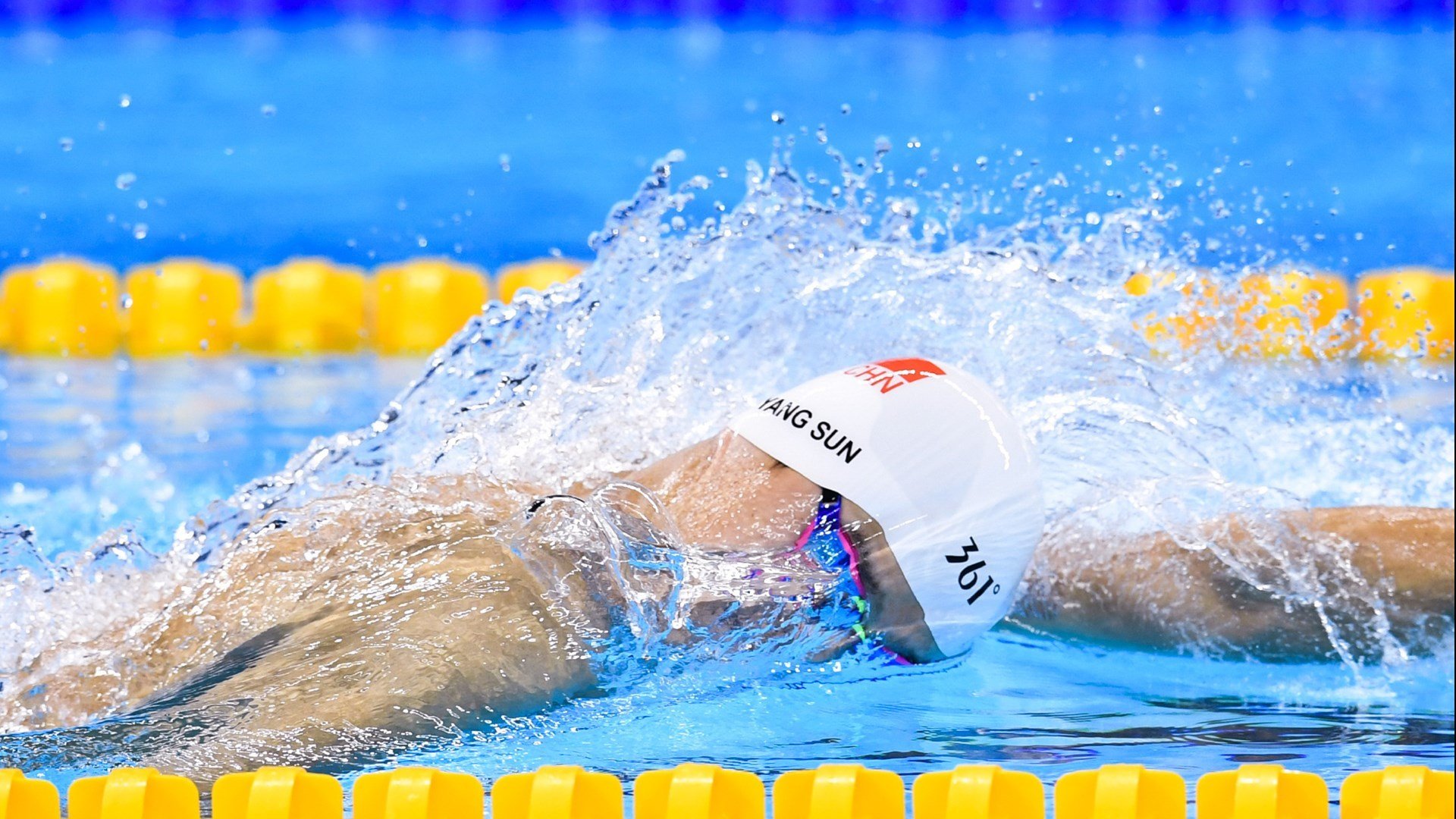 欧文复出首秀出彩，雷霆主场血洗快船豪取3连胜，全场沸腾！