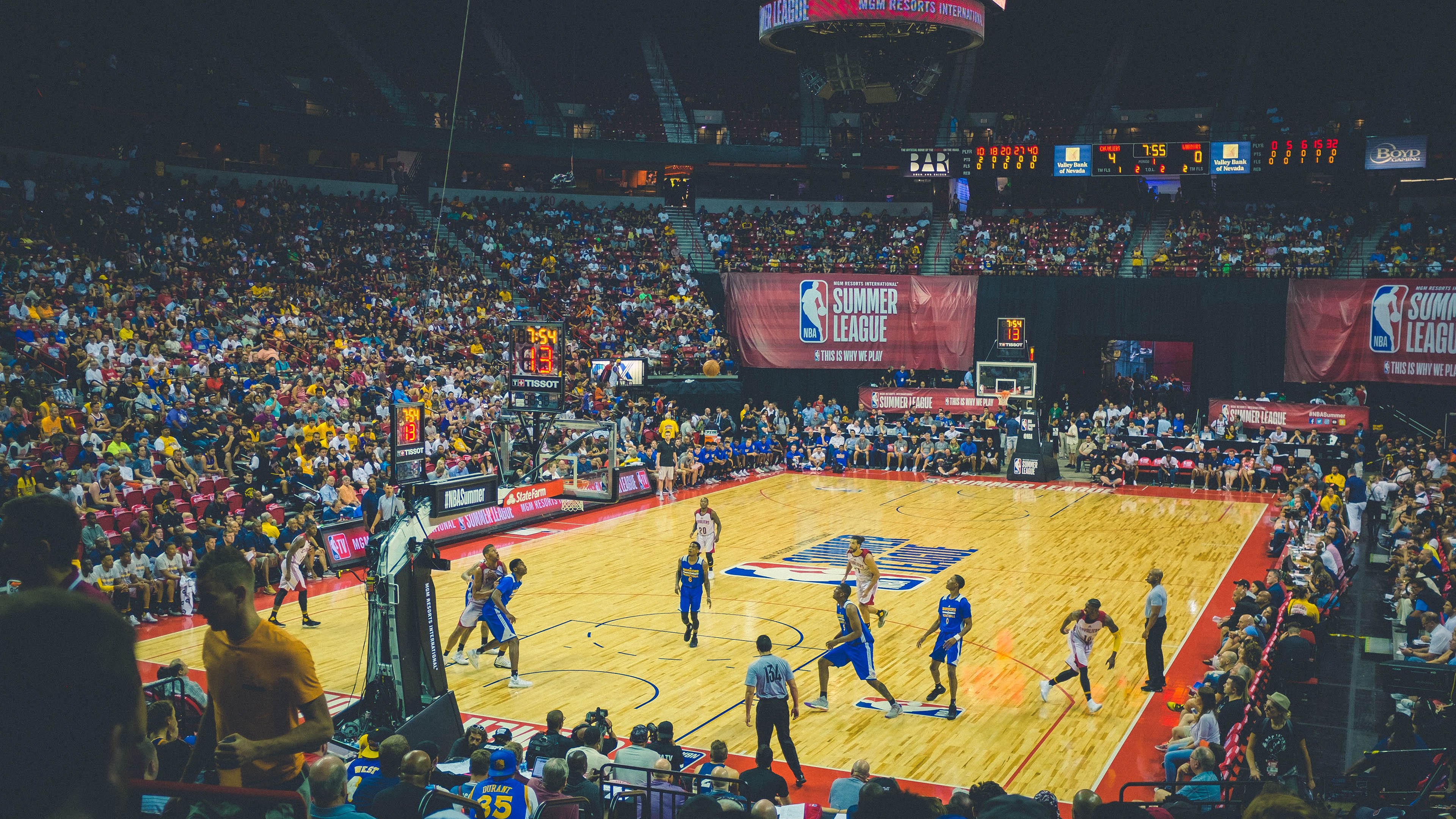 又见绝平!俄克拉荷马城雷霆与罗马鏖战至终场,布伦森读秒救主